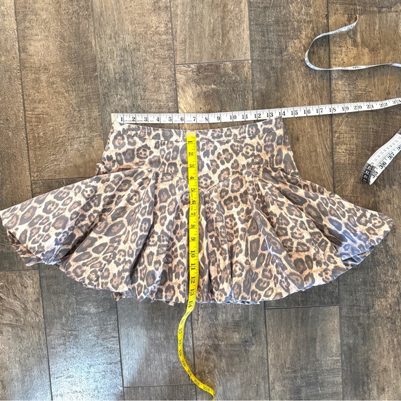 ๐ Sky To Moon Leopard Print Bubble Hem Mini Skirt, Size M - Picture 9 of 11